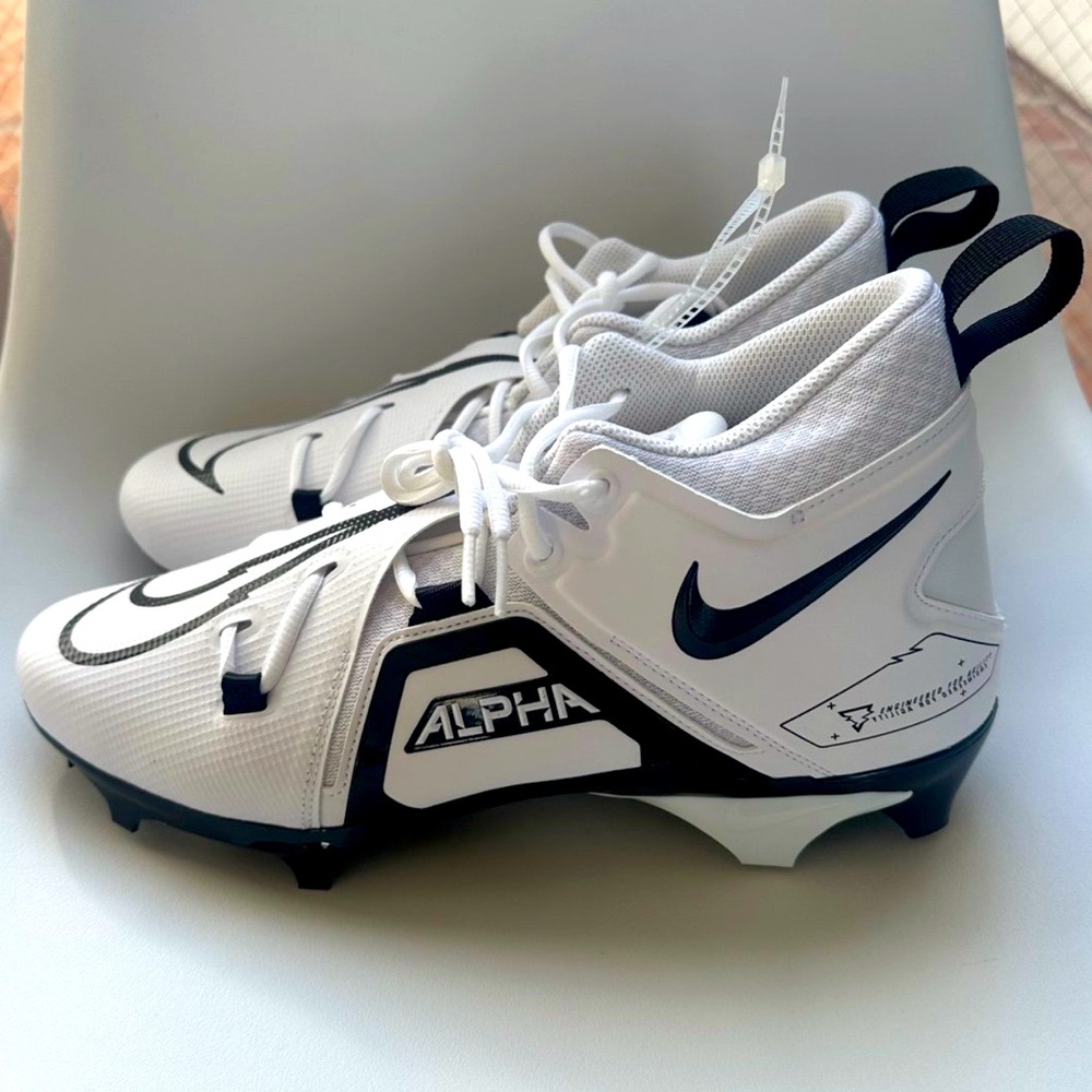 Men's Nike Alpha Menace Pro 3 Football Cleats Size 11.5 White Black